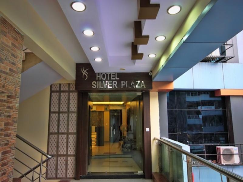 Hotel Silver Plaza Ahmedabad Ngoại thất bức ảnh